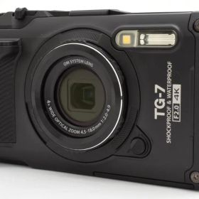 【動作品】オリンパス OMSYSTEM TG-7 デジタルカメラ ブラック
