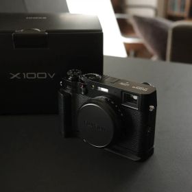 FUJIFILM X100V BLACK + その他