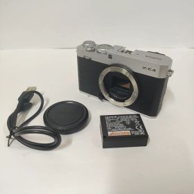 FUJIFILM X-E4 本体 ミラーレス一眼