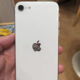 Apple iPhone SE（第二世代） 64GB ホワイト