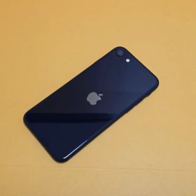 iPhone SE3 64GB バテリ100％｜24時間以内発送#197