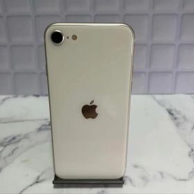 ⑤055360 iphone SE3 64GB Bランク中古品