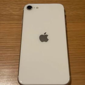 中古 SIMフリー iPhone SE 3世代 64G 白 本体のみ