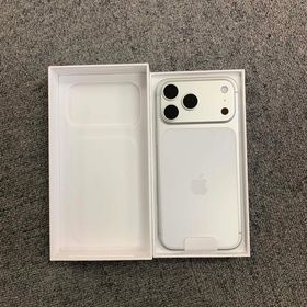 新品未使用 iPhone 17 Pro Max 256GB Silver