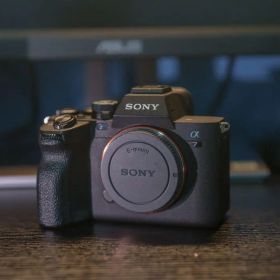 SONY α7 IV 本体 ミラーレス一眼