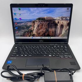 B334// LIFEBOOK U7311/F i5-1145G7 11世代 8GB / 256GB / Windows 11 Pro / Office 2024 付き