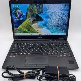B337// LIFEBOOK U7311/F i5-1145G7 11世代 8GB / 256GB / Windows 11 Pro / Office 2024 付き