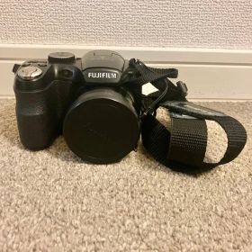 FUJIFILM FINEPIX S2500HD デジタルカメラ