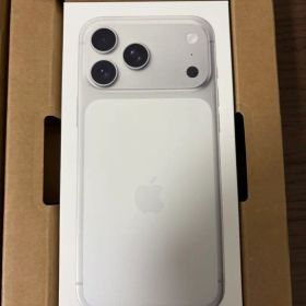 【新品・未開封】iPhone 17 Pro Max 512GB シルバー