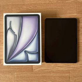 【超美品】iPad Air M3 シルバー 128GBモデル 11インチ