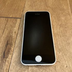 Apple iPhone 5c ホワイト 本体