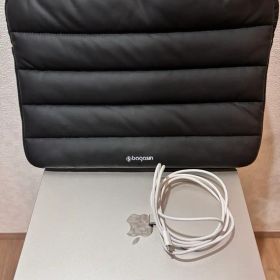 MacBook Air M2 8GB 256GB 13インチ 本体＆PCケース