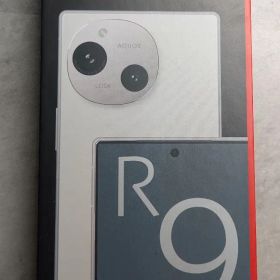 AQUOS R9 ホワイトSIMフリー/一括購入希望 価格をご提示ください