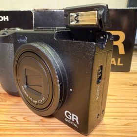 RICOH GR DIGITAL IV 元箱、付属品あり(防湿庫保管)