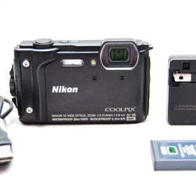 ★極上美品 Nikon デジタルカメラ COOLPIX W300 BK クールピクス 1605万画素 ブラック 防水 耐寒 防塵 ニコン★