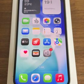 美品 iPhone 16e US版 MD0E4LL/A バッテリー100%