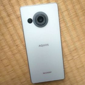 SHARP AQUOS R8 本体