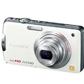 【中古】(非常に良い)パナソニック デジタルカメラ LUMIX FX700 シェルホワイト DMC-FX700-W 1410万画素 光学5倍ズーム 広角24mm 3.0型タッチパネル液晶 フルHD動画