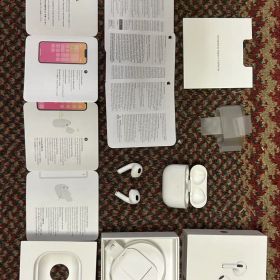 Apple AirPods MME73J/A L側不良？