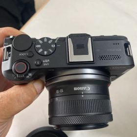 Canon EOS R50V