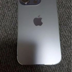 Apple iPhone 14 Pro 本体