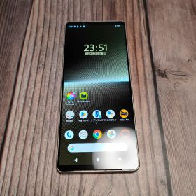 SONY Xperia 1 V SO-51D プラチナシルバー 美品