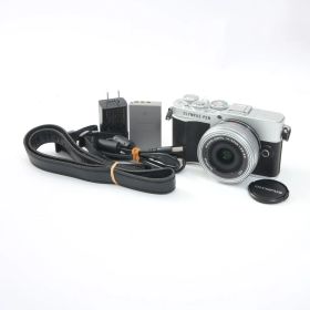 【シャッター数3790回】 OLYMPUS オリンパス PEN E-P7 + MZD 14-42mm F3.5-5.6 EZ ED MSC