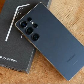 Galaxy S25 Ultra ブラック SIMフリー【極美品】