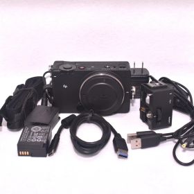 【美品】SIGMA fp 本体 ミラーレス一眼