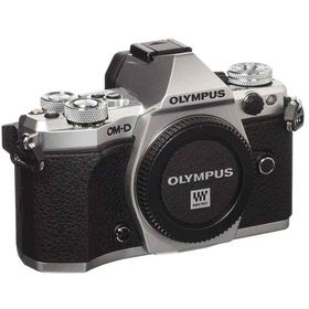 【中古】OLYMPUS ミラーレス一眼 OM-D E-M5 MarkII ボディー シルバー E-M5 MarkIIBody SLV