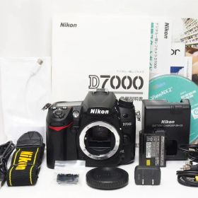 ■美品■ Nikon D7000 ボディ 《 S数6882回 動作光学良好 》