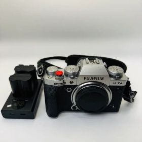 FUJIFILM X-T4 シルバー ボディ 元箱付 予備電池2個