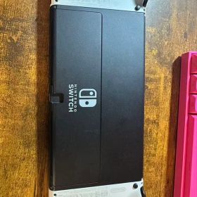 Nintendo Switch (有機ELモデル) ゲーム機本体 新品 32,800円 中古