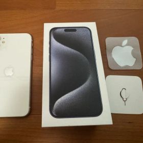 美品 Apple iPhone 11 バッテリー76％ 64GB