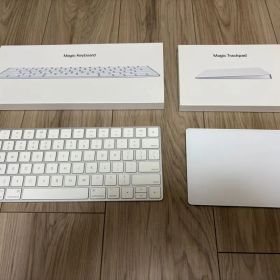 Apple Magic Keyboard + Magic Trackpad