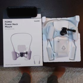 Insta360 FOMO Power Neck Mount