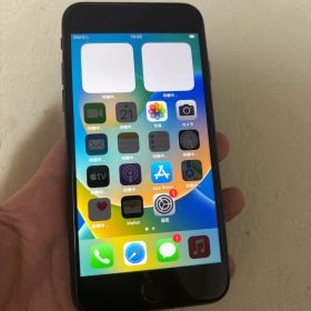 Apple iPhone 8 64GB 本体 sim フリー