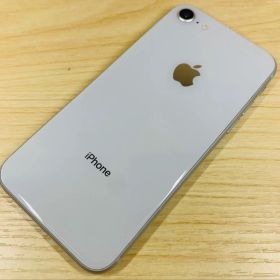 K877 SIMフリー iPhone8 64GB Silver