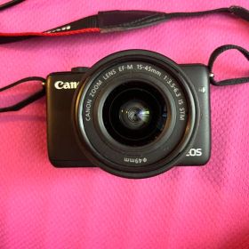 Canon EOS M10 本体 15-45mm レンズキット
