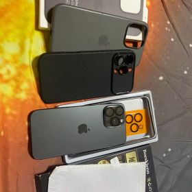 iPhone 16 Pro Max 512GB 本体