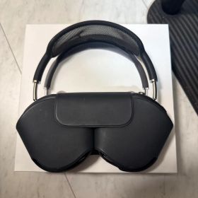 AirPods Max (Lightning) 新品 35,000円 中古 20,000円 | ネット最安値
