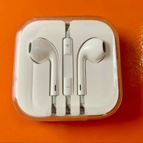 ☆アップル純正☆Apple EarPods 3.5mmジャック☆新品☆