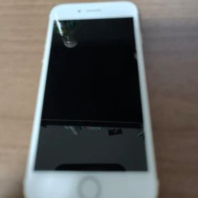 ︎*︎様 Apple iPhone 7 Gold 本体
