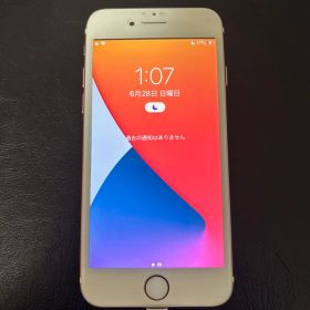 iPhone7本体 32GB 純正充電器付き