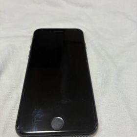 Apple iPhone 7 ブラック 本体
