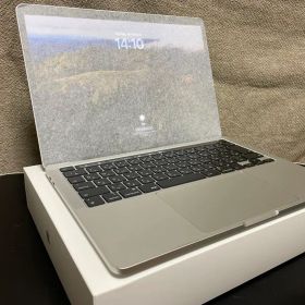 美品 MacBook Pro 2020 13インチ バッテリー良い