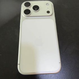 Apple iPhone 17Pro 本体