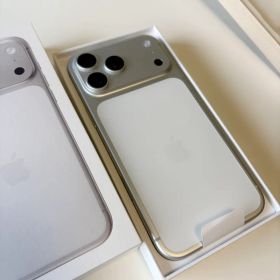 iPhone17 Pro MAX 256gb シルバー