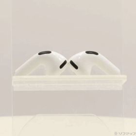 ソフマップ 〔中古品〕 AirPods 4 アクティブノイズキャンセリング搭載 MXP93J／A【348】