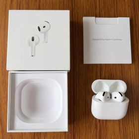 Apple AirPods 4 アクティブノイズキャンセリング搭載